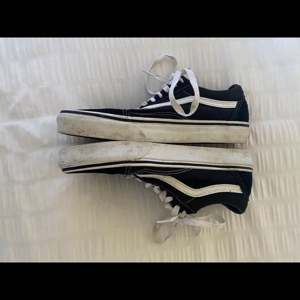 Vans! - Picture 3 of 5